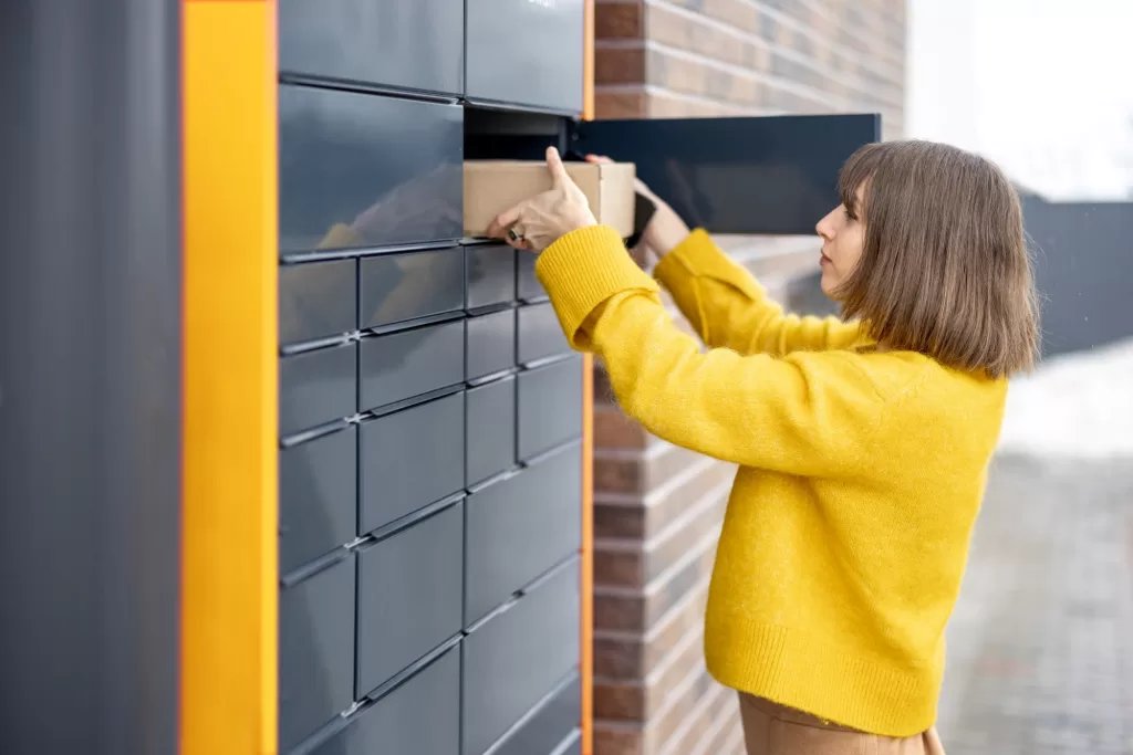 woman-getting-parcel-from-cell-of-automatic-post-t-2025-03-13-15-37-04-utc 3 | Choose and Move Cargo LLC personal storage monthly storage transparent pricing