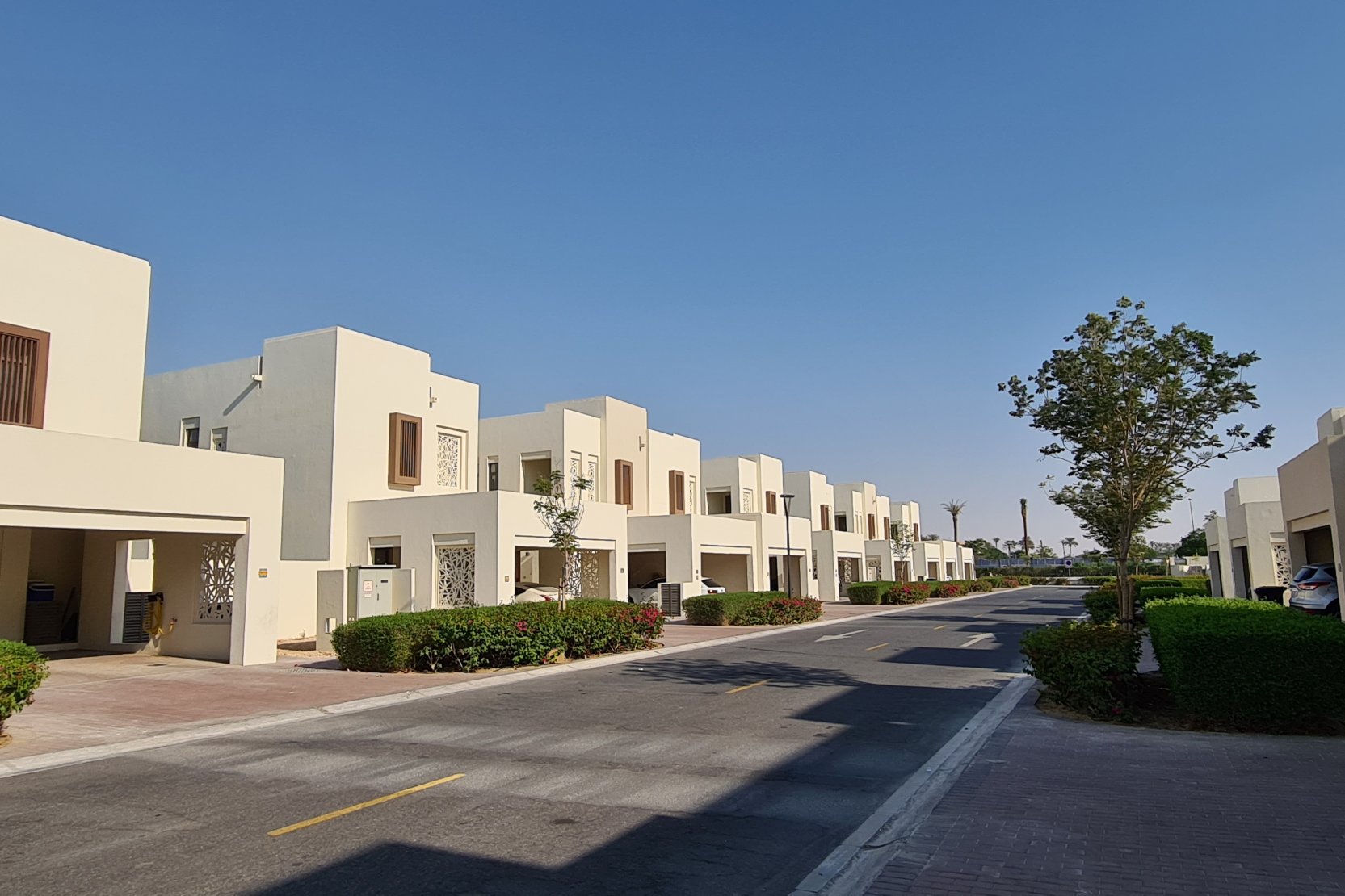 movers in mira oasis